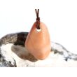Aprikosencalcit (Calcit apricot) Schmuckstein gebohrt - ca. 3 cm x 2 cm x 1,4 cm