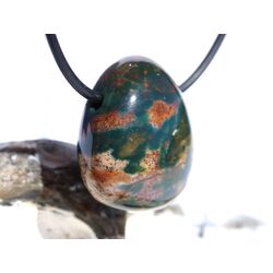 Heliotrop Trommelstein gebohrt - AA-Sonderqualit�t - ca. 2,7 cm x 2,2 cm x 1,4 cm