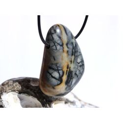 Picasso-Marmor XXL Trommelstein gebohrt - AA-Sonderqualitt - ca. 4,7 cm x 3,2 cm x 1,4 cm