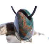 Heliotrop Trommelstein gebohrt - AA-Sonderqualität - ca. 2,6 cm x 2 cm x 1,4 cm