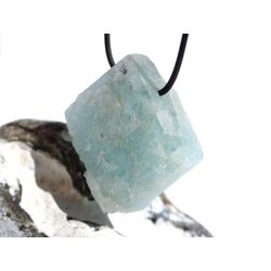 Aquamarin (Beryll) XXXL Schmuckstein / Rohsteinform gebohrt - Sonderqualitt - Raritt - Handarbeit - ca. 5,1 cm x 4,9 cm x 1,4 cm (GKS)