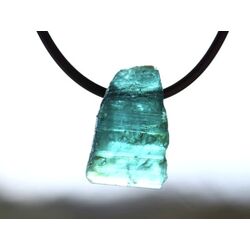 Turmalin blau (Indigolith) Kristall / Rohsteinform gebohrt - Sonderqualitt - Raritt - ca. 2,1 cm x 1,4 cm x 1,3 cm (GKS)