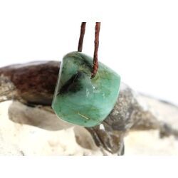 Smaragd Trommelstein gebohrt (Beryll) - Rarit�t - ca. 1,8 cm x 1,7 cm x 1 cm