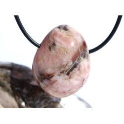 Erdbeerquarz Trommelstein gebohrt - Sonderqualit�t - ca. 3 cm x 2,3 cm x 1,9 cm