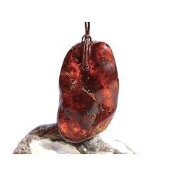 Bernstein XXXL Trommelstein gebohrt - ca. 5,1 cm x 3 cm x 1,7 cm