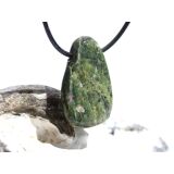 Serpentin mit Stichtit (Atlantisit) Trommelstein / Scheibenstein gebohrt - ca. 3,4 cm x 2,1 cm x 0,9 cm