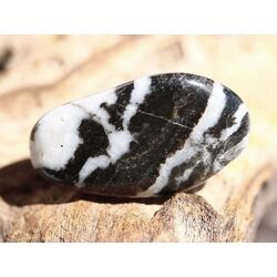 Zebra-Marmor Trommelstein (Dolomit-Marmor / Marmor) - schne Qualitt - ca. 2,9 cm x 1,6 cm x 1,2 cm (GKS)