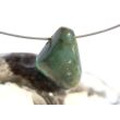 Smaragd Schmuckstein / Trommelstein gebohrt (Beryll) - Rarität - ca. 2,2 cm x 1,6 cm x 0,9 cm