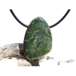 Serpentin mit Stichtit (Atlantisit) Trommelstein / Scheibenstein gebohrt - ca. 3,2 cm x 2,2 cm x 0,8 cm