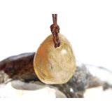 Citrin (gebr.) Trommelstein gebohrt - ca. 1,9 cm x 1,6 cm...