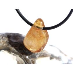 Citrin (gebr.) Trommelstein gebohrt - ca. 2,1 cm x 1,2 cm x 0,9 cm - Sonderqualit�t -