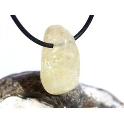 Citrin (gebr.) Trommelstein gebohrt - ca. 2,8 cm x 1,6 cm x 1,2 cm