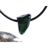 Turmalin grün (Verdelith) Trommelstein / Schmuckstein gebohrt - AA-Sonderqualität - Rarität - ca. 1,7 cm x 1,2 cm x 0,8 cm