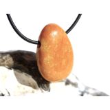 Jaspis gelb Scheibenstein / Trommelstein gebohrt - ca. 3 cm x 2,1 cm x 1 cm