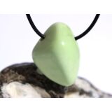 Zitronenchrysopras (Zitronenmagnesit) Trommelstein / Schmuckstein gebohrt - Sonderqualität - ca. 3,3 cm x 2,5 cm x 1,8 cm