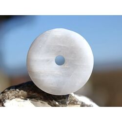 Schneequarz / Milchquarz Donut 35 mm (4 mm stark) -...