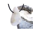 Ulexit (TV-Stein) XL Scheibenstein / Schmuckstein gebohrt - ca. 3,9 cm x 2,3 cm x 1,2 cm