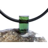 Turmalin grün (Verdelith) Kristallstab / Schmuckstein gebohrt gebohrt - AAA-Sonderqualität - Rarität - ca. 1,1 cm x 0,6 cm x 0,5 cm