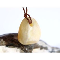 Calcit orange (Orangencalcit) Trommelstein gebohrt - ca. 2,5 cm x 2,1 cm x 1,3 cm