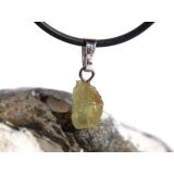 Chrysoberyll Rohsteinform Anhänger Silberöse Schmuckdose - Sonderqualität - Rarität - ca. 2 cm x 0,7 cm x 0,4 cm