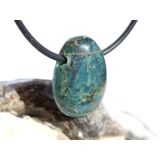 Apatit blau natur Trommelstein gebohrt - ca. 2,2 cm x 1,6...