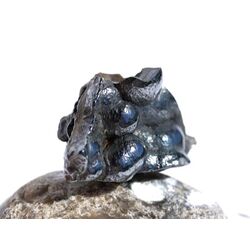 Psilomelan (Braunstein) Rohstein - Raritt - Sonderqualitt - ca. 3,1 cm x 1,8 cm x 1,2 cm (Fairer Handel/Fair Trade)