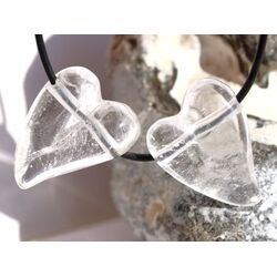 Bergkristall Swing Herz Schmuckstein gebohrt - schne Qualitt - ca. 3,2 cm x 2,4 cm x 1,2 cm