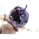 Amethyst dunkel "Morion" Kristallspitze / Rohstein angetrommelt, gebohrt - AA-Sonderqualität - ca. 2,7 cm x 2,3 cm x 2,2 cm