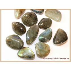 Labradorit (Feldspat) Trommelsteine poliert - ca. 2,6 - 3 cm / ca. 12 - 15 g /St