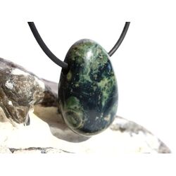 Eldarit Nebulastein (Meta-Rhyolith / Kugelrhyolith) Trommelstein gebohrt - ca. 3 cm x 2 cm x 1,2 cm