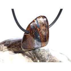 Bronzit Trommelstein / Schmuckstein gebohrt - Sonderqualit�t - ca. 2,3 cm x 1,9 cm x 1,2 cm