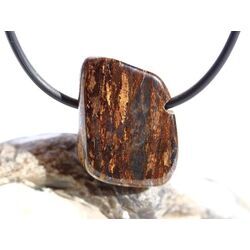 Bronzit Trommelstein / Schmuckstein gebohrt - Sonderqualit�t - ca. 2,3 cm x 1,9 cm x 1,2 cm