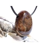 Versteinertes Holz Trommelstein gebohrt - Sonderqualität - ca. 2,9 cm x 2 cm x 1,4 cm