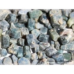 Saphir blau (Korund) Kristalle / Rohsteine Wassersteine-Sonderqualität - Rarität - ca. 50 g