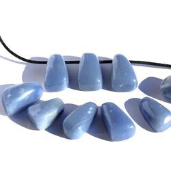 Blauquarz mittelblau Schmucksteine / Cabochon gebohrt - Sonderqualit�t - Handarbeit - ca. 2,6 - 2,9 cm / ca. 7-12 g/St