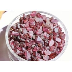 Rhodolith (Granat) Kristalle / Rohsteine / Schleifware / Granulat - AAA-Sonderqualitt - Raritt - ca. 6 g (GKS) - Restbestand -
