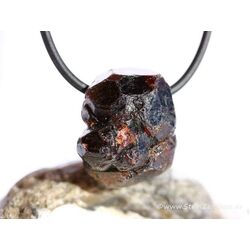Rhodolith (Granat) Kristall / Rohsteinform gebohrt - Raritt - Sonderqualitt - ca. 2,1 cm x 2,1 cm x 1,6 cm