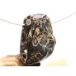 Turitella-Jaspis Trommelstein gebohrt - Sonderqualität - ca. 3,1 cm x 2,2 cm x 1,8 cm (GKS)