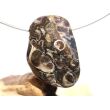 Turitella-Jaspis Trommelstein gebohrt - Sonderqualität - ca. 3,1 cm x 2,2 cm x 1,8 cm (GKS)