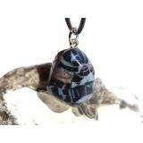 Brekzienjaspis (Trümmerjaspis) Trommelstein Anhänger Öse - Rarität - ca. 2,8 cm x 1,7 cm x 1 cm