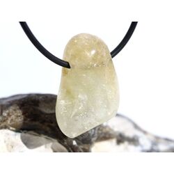 Citrin (gebr.) Trommelstein gebohrt - ca. 3 cm x 2 cm x 1,2 cm