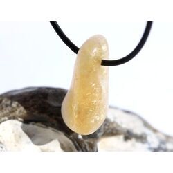 Citrin (gebr.) Trommelstein gebohrt - ca. 3 cm x 1,7 cm x 1,1 cm