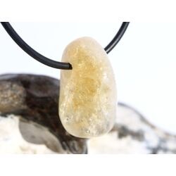 Citrin (gebr.) Trommelstein gebohrt - ca. 2,6 cm x 1,5 cm x 1,5 cm