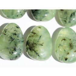 Prehnit grn Trommelsteine gebohrt - Sonderqualitt - ca. 2,7 - 3,1 cm / ca. -15 g/St