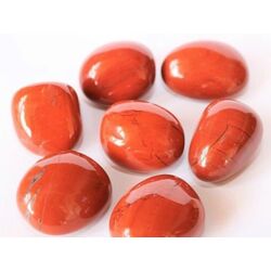 Jaspis rot Trommelsteine - schne Qualitt - ca. 3,3 - 3,5 cm / ca. 25-29 g/St