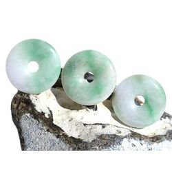 Jadeit (Burma Jade) gr�n Donut 22-25 mm (3-4,5 mm stark) - Sonderqualit�t - Rarit�t - Handarbeit -