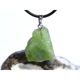 Peridot Kristall- / Rohsteinform Anhänger Silberöse (Olivin / Chrysolith) - Sonderqualität - ca. 3,5 cm x 2,1 cm x 1,2 cm (GKS)
