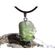 Peridot Kristall- / Rohsteinform Anhänger Silberöse (Olivin / Chrysolith) - Sonderqualität - ca. 3,2 cm x 1,8 cm x 1,1 cm (GKS)