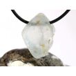 Topas blau Kristall / Rohsteinform / Scheibenstein angetrommelt, gebohrt - Sonderqualität - Rarität - ca. 2,8 cm x 2,1 cm x 1 cm