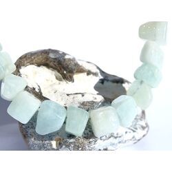 Aquamarin natur (Beryll) Schmucksteine / Trommelsteine gebohrt - Sonderqualit�t - ca. 1,7 - 2,4 cm / ca. 8-9 g/St